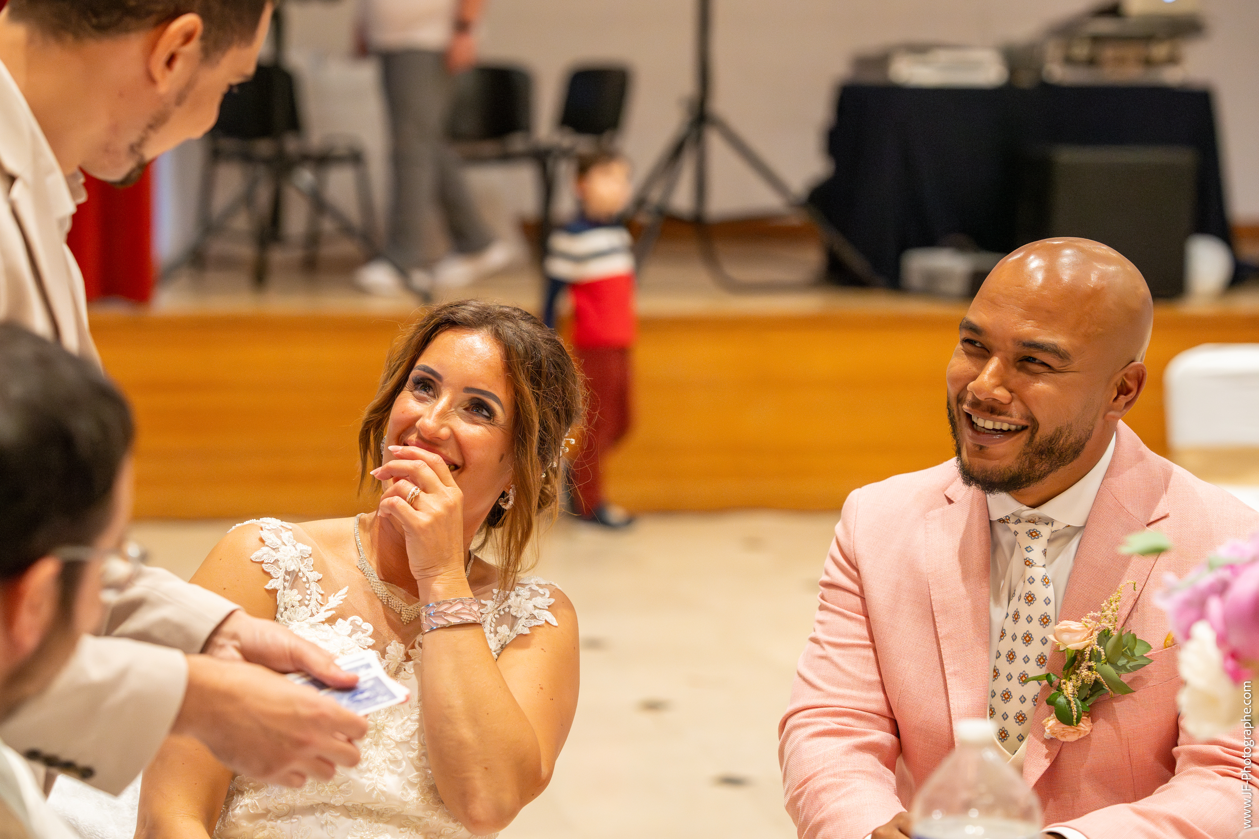 Animation magie invités mariage